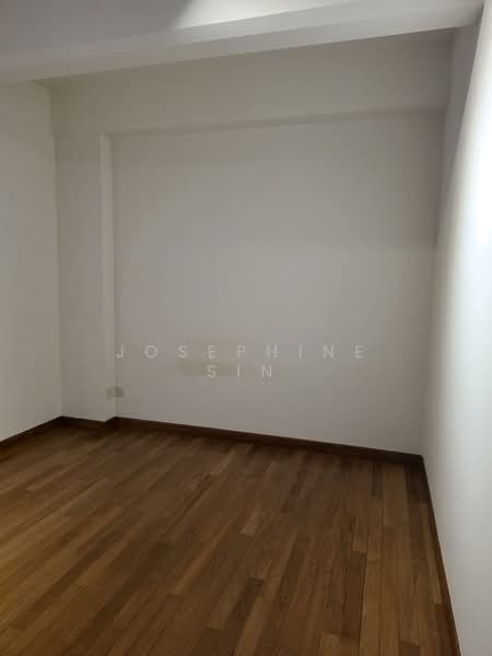 Empire Lofts, 43 Mosque Street, 2 Bedrooms, 995 sqft, Apartment For Rent, by Josephine Sin, 500114436 - Bedroom 2 - PropertyGuru.com.sg