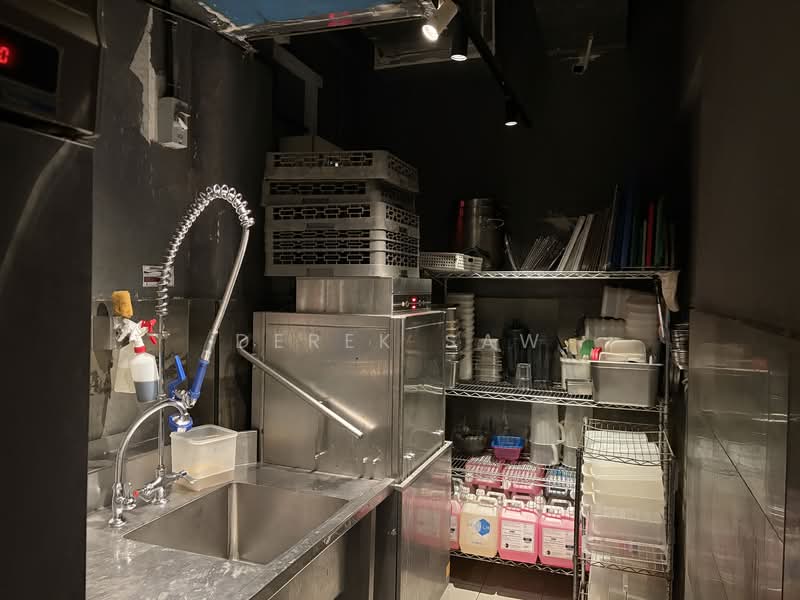8 Hamilton Road, Farrer Park / Serangoon Rd, 2,000 sqft, Food & Beverage For Rent, by Derek Saw, 500114441 - Kitchen - CommercialGuru.com.sg