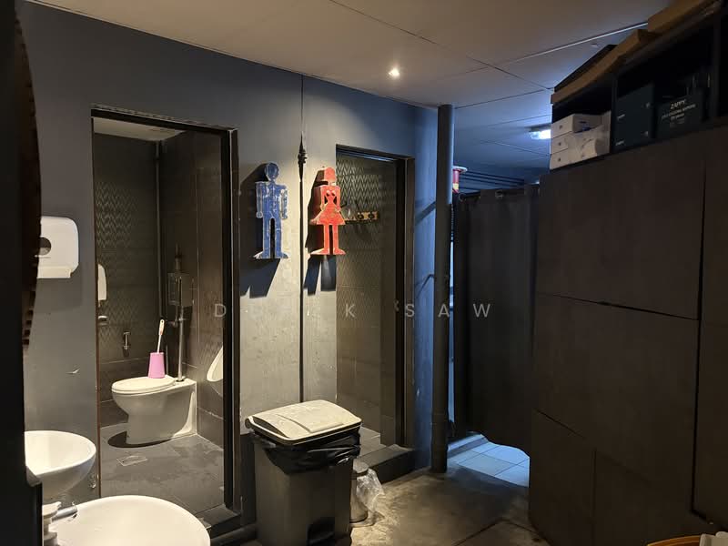8 Hamilton Road, Farrer Park / Serangoon Rd, 2,000 sqft, Food & Beverage For Rent, by Derek Saw, 500114441 - Bathroom - CommercialGuru.com.sg
