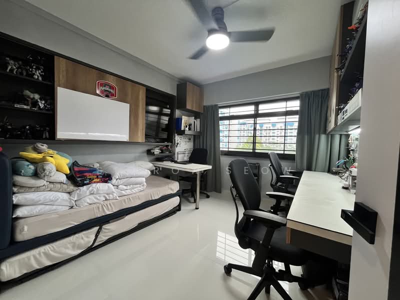 549 Serangoon North Avenue 3, 549 Serangoon North Avenue 3, 3 Bedrooms, 1,300 sqft, HDB Flat For Sale, by Sharon Seow, 500114449 - Study - PropertyGuru.com.sg