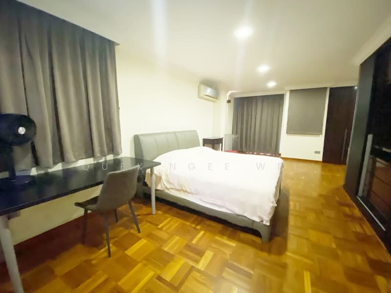 Landed at Jalan Lim Tai See, , 4 Bedrooms, 2,939 sqft, Terraced House For Rent, by Quek Ngee Wei, 500114466 - Bedroom - PropertyGuru.com.sg