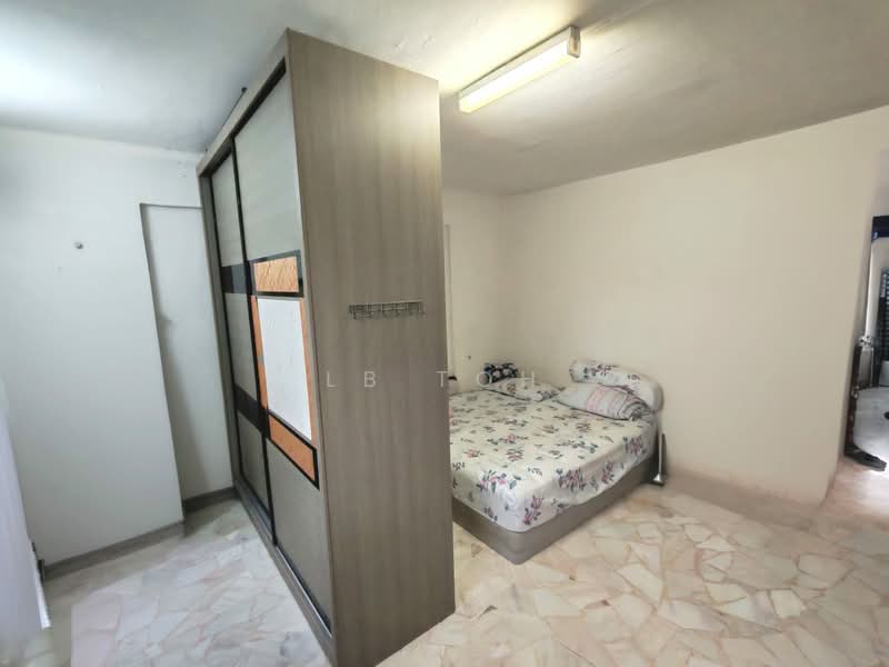 315 Bukit Batok Street 32, 315 Bukit Batok Street 32, 3 Bedrooms, 1,109 sqft, HDB Flat For Sale, by LB Toh, 500114467 - Bedroom - PropertyGuru.com.sg