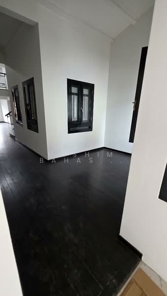 Jalan Pisang North Bridge Rd, Jalan Pisang, Beach Road / Bugis / Rochor, 1,137 sqft, Shop / Shophouse For Rent, by Hashim Bahashwan, 500114474 - Interior - CommercialGuru.com.sg