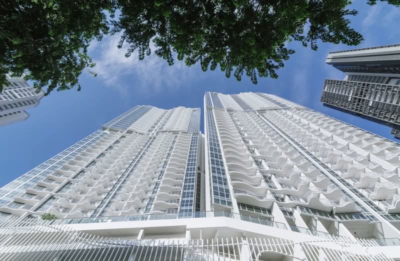 Queens Peak, 1 Dundee Road, 1 Bedroom, 441 sqft, Condominium For Sale, by Carrie Chin, 500114483 - Exterior - PropertyGuru.com.sg