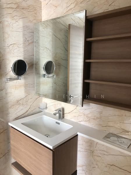 Queens Peak, 1 Dundee Road, 1 Bedroom, 441 sqft, Condominium For Sale, by Carrie Chin, 500114483 - Bathroom - PropertyGuru.com.sg