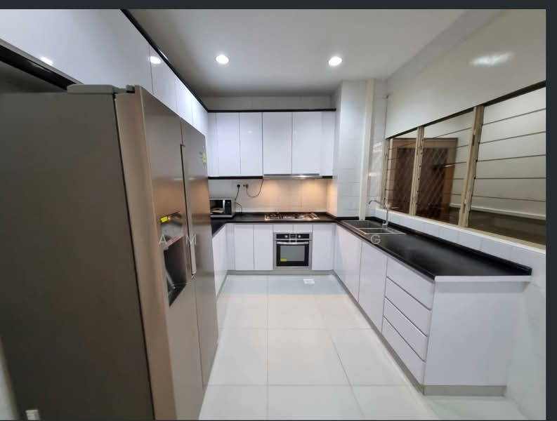 Walk to Great World City Mrt, , 4 Bedrooms, 2,980 sqft, Condominium For Rent, by Amy Chong, 500114484 - Kitchen - PropertyGuru.com.sg