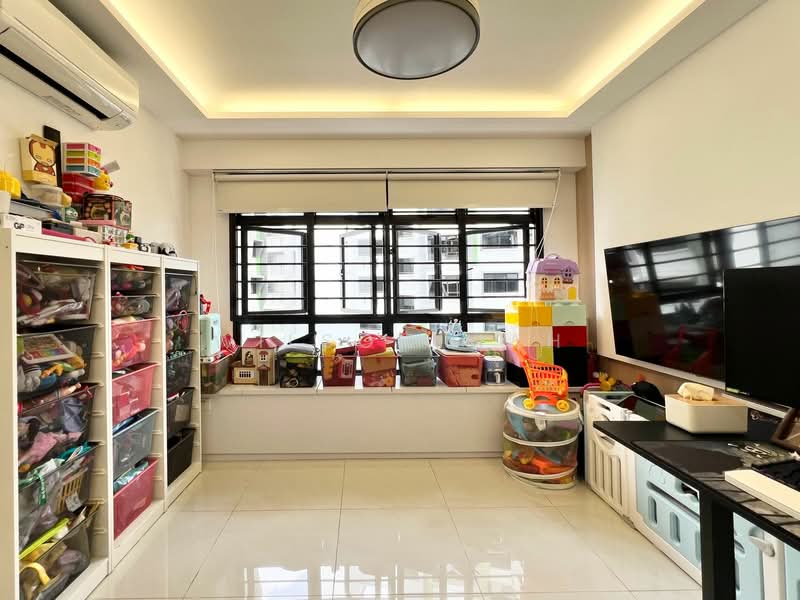 111B Alkaff Crescent, 111B Alkaff Crescent, 3 Bedrooms, 1,001 sqft, HDB Flat For Sale, by Wilson Mah, 500114496 - Living Room - PropertyGuru.com.sg