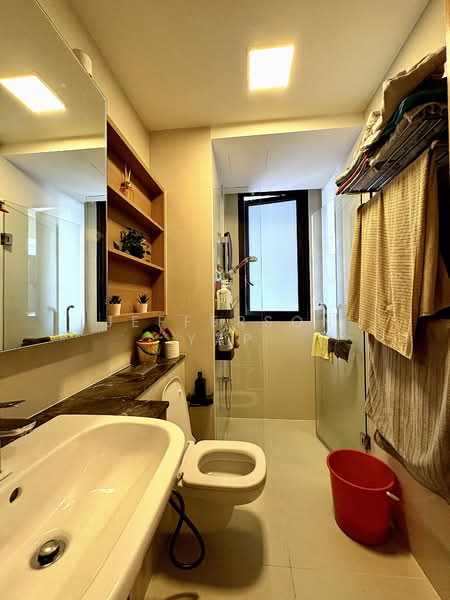 The Trilinq, 28 Jalan Lempeng, 3 Bedrooms, 915 sqft, Condominium For Sale, by Jefferson Yap, 500114502 - Bathroom - PropertyGuru.com.sg