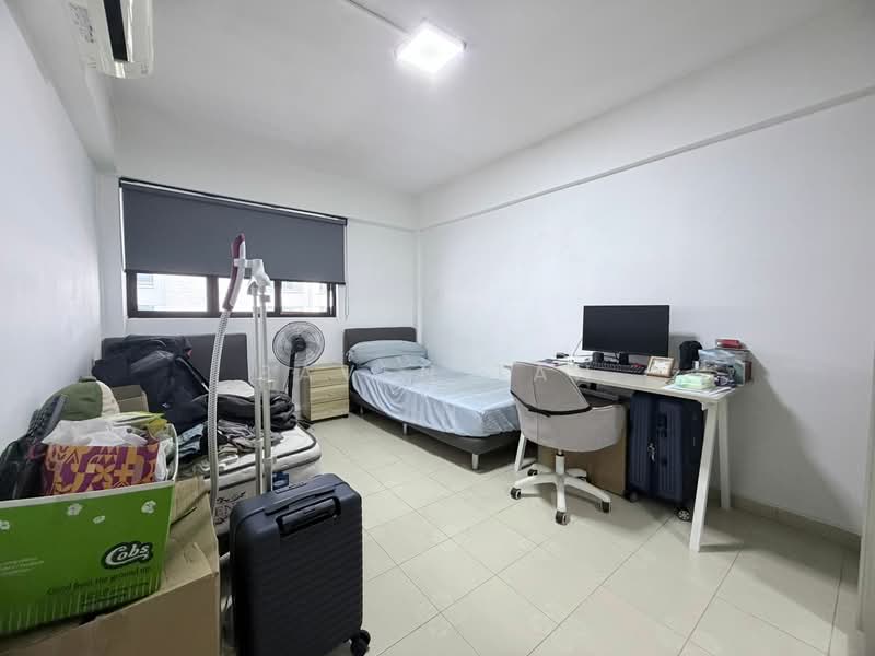 224 Jurong East Street 21, 224 Jurong East Street 21, 3 Bedrooms, 979 sqft, HDB Flat For Sale, by Baven Tan, 500114515 - Bedroom - PropertyGuru.com.sg
