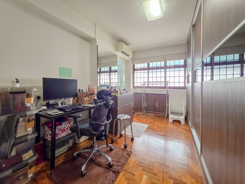 254 Simei Street 1, 254 Simei Street 1, 3 Bedrooms, 1,066 sqft, HDB Flat For Sale, by Louis Kwek, 500114516 - Study - PropertyGuru.com.sg