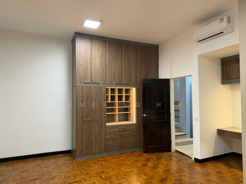 Comfort Garden, 1 Hong San Walk, 6 Bedrooms, 5,000 sqft, Semi-Detached House For Rent, by James Ng H H, 500114521 - Interior - PropertyGuru.com.sg