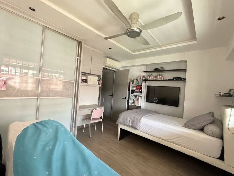 585 Pasir Ris Street 53, 585 Pasir Ris Street 53, 4 Bedrooms, 1,571 sqft, HDB Flat For Sale, by Angie Ong, 500114529 - Bedroom - PropertyGuru.com.sg