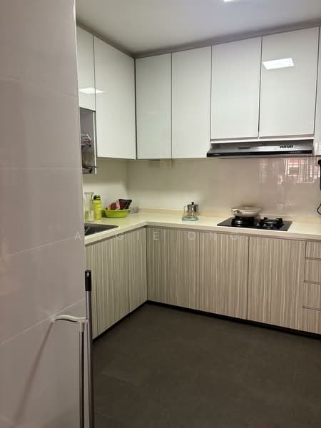 585 Pasir Ris Street 53, 585 Pasir Ris Street 53, 4 Bedrooms, 1,571 sqft, HDB Flat For Sale, by Angie Ong, 500114529 - Kitchen - PropertyGuru.com.sg