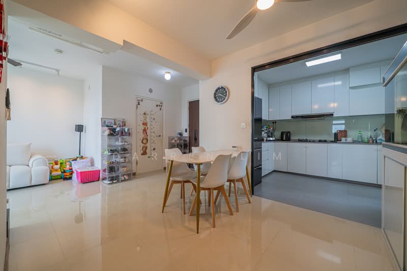 105A Bidadari Park Drive, 105A Bidadari Park Drive, 3 Bedrooms, 1,012 sqft, HDB Flat For Sale, by Darren Lim, 500114531 - Living Room - PropertyGuru.com.sg