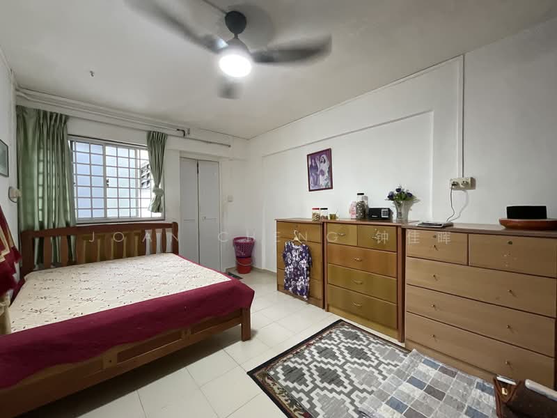 511 Bukit Batok Street 52, 511 Bukit Batok Street 52, 3 Bedrooms, 904 sqft, HDB Flat For Sale, by Joan Cheng 钟佳晖, 500114535 - Bedroom - PropertyGuru.com.sg