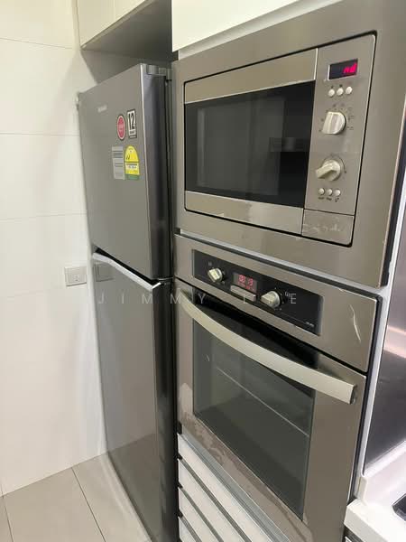 Nathan Residences, 25 Nathan Road, 2 Bedrooms, 786 sqft, Condominium For Sale, by Jimmy Lye, 500114539 - Kitchen - PropertyGuru.com.sg