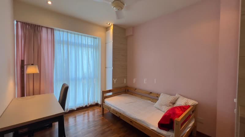 Blue Horizon, 21 West Coast Crescent, 3 Bedrooms, 1,152 sqft, Condominium For Rent, by He Yifei, 500114543 - Bedroom - PropertyGuru.com.sg