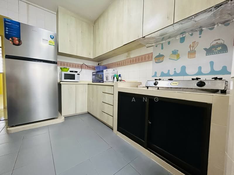429 Pasir Ris Drive 6, 429 Pasir Ris Drive 6, 3 Bedrooms, 1,119 sqft, HDB Flat For Sale, by Sunny Ang, 500114571 - Kitchen - PropertyGuru.com.sg