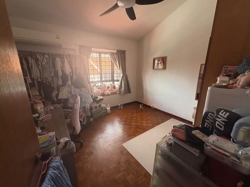 Tai Hwan Park, 46 Tai Hwan Crescent, 5 Bedrooms, 7,500 sqft, Corner Terrace For Sale, by Brian Koh, 500114575 - Original Bedroom - PropertyGuru.com.sg