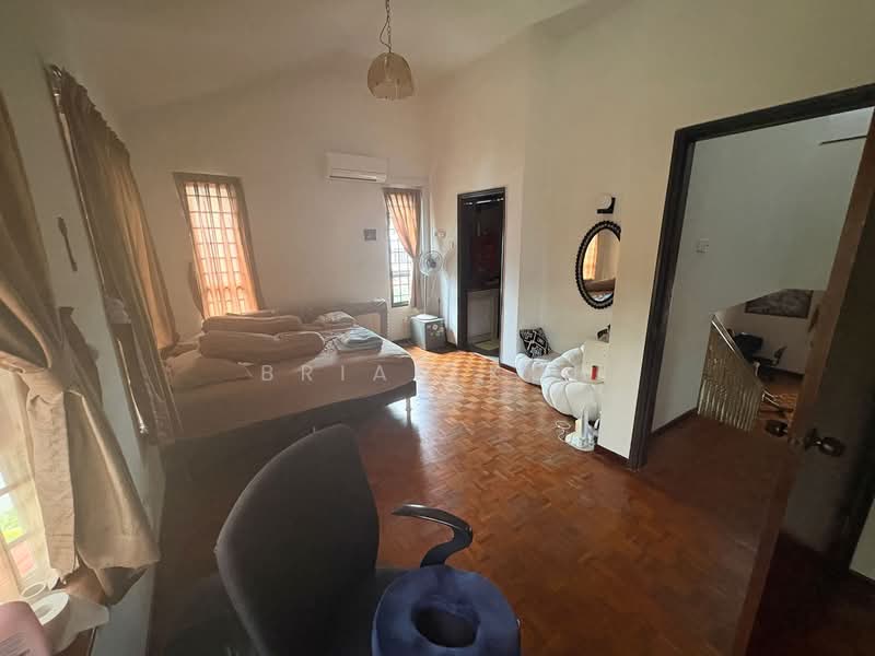 Tai Hwan Park, 46 Tai Hwan Crescent, 5 Bedrooms, 7,500 sqft, Corner Terrace For Sale, by Brian Koh, 500114575 - Original Bedroom - PropertyGuru.com.sg