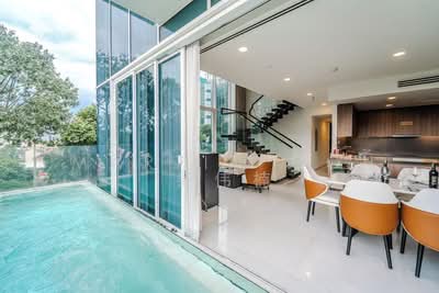 For Sale - D11 Affordable Landed House 🌟 Walk to Stevens MRT | 1KM SCGS!