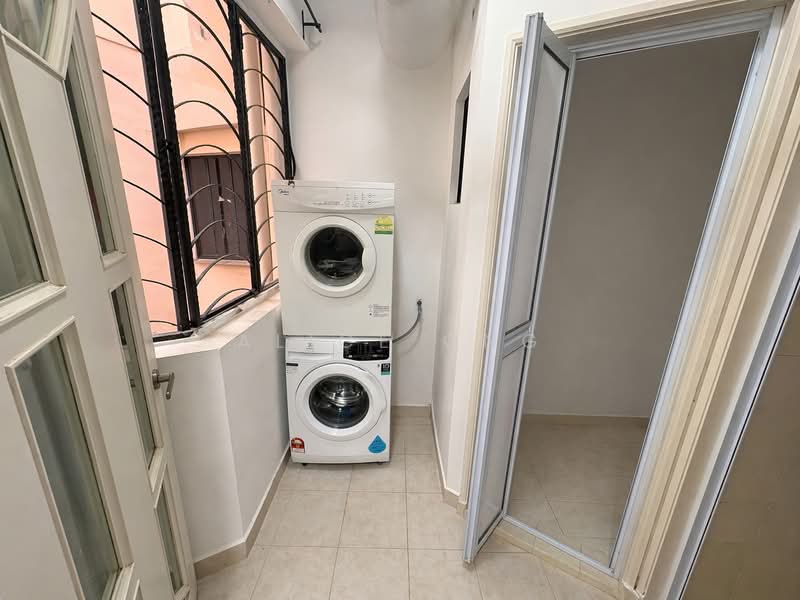 Heritage View, 10 Dover Rise, 3 Bedrooms, 1,163 sqft, Condominium For Sale, by Alice Ong, 500114581 - PropertyGuru.com.sg