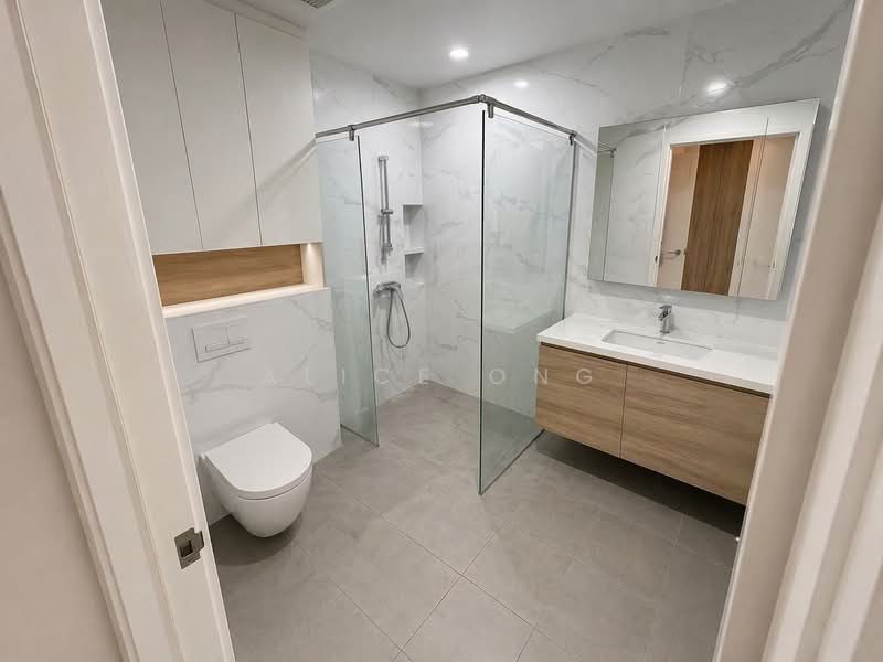 Heritage View, 10 Dover Rise, 3 Bedrooms, 1,163 sqft, Condominium For Sale, by Alice Ong, 500114581 - Bathroom - PropertyGuru.com.sg