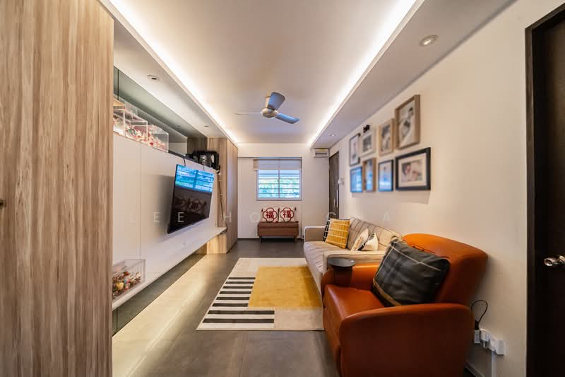 129 Yishun Street 11, 129 Yishun Street 11, 2 Bedrooms, 721 sqft, HDB Flat For Sale, by Lee Hon Chan, 500114585 - Living Room - PropertyGuru.com.sg