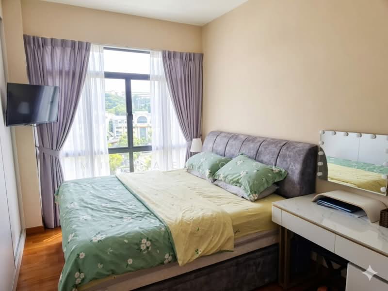 Blue Horizon, 29 West Coast Crescent, 2 Bedrooms, 958 sqft, Condominium For Sale, by Michael Ciola, 500114591 - Bedroom - PropertyGuru.com.sg