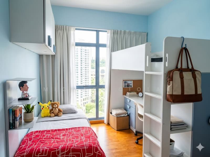 Blue Horizon, 29 West Coast Crescent, 2 Bedrooms, 958 sqft, Condominium For Sale, by Michael Ciola, 500114591 - Bedroom - PropertyGuru.com.sg