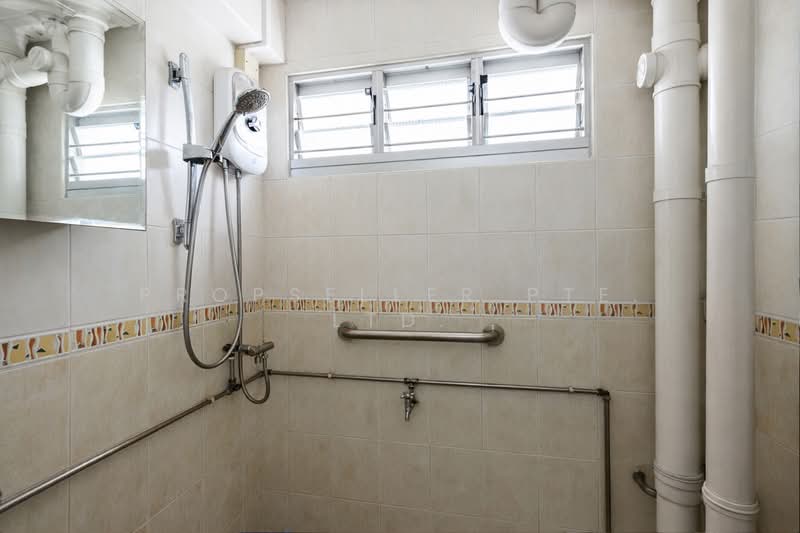 47 Marine Crescent, 47 Marine Crescent, 2 Bedrooms, 700 sqft, HDB Flat For Sale, by PROPSELLER PTE. LTD., 500114593 - Bathroom - PropertyGuru.com.sg