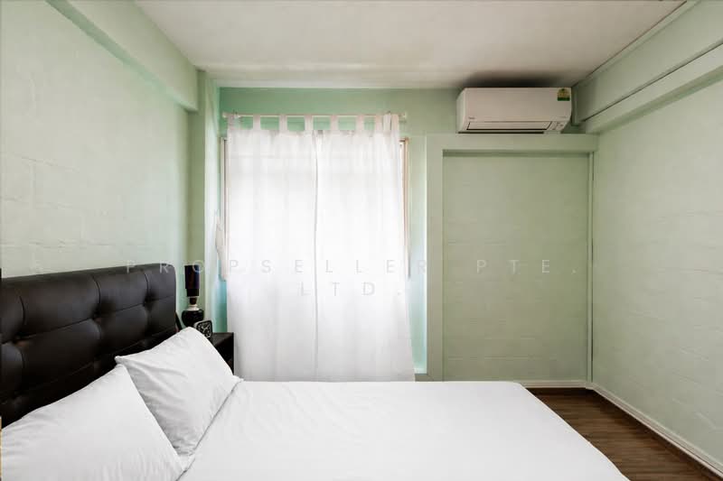 47 Marine Crescent, 47 Marine Crescent, 2 Bedrooms, 700 sqft, HDB Flat For Sale, by PROPSELLER PTE. LTD., 500114593 - Bedroom - PropertyGuru.com.sg