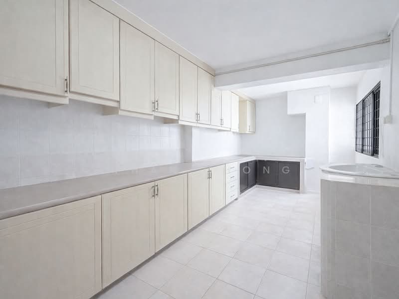 106 Jurong East Street 13, 106 Jurong East Street 13, 3 Bedrooms, 1,292 sqft, HDB Flat For Sale, by Ethan Chong, 500114596 - Kitchen - PropertyGuru.com.sg