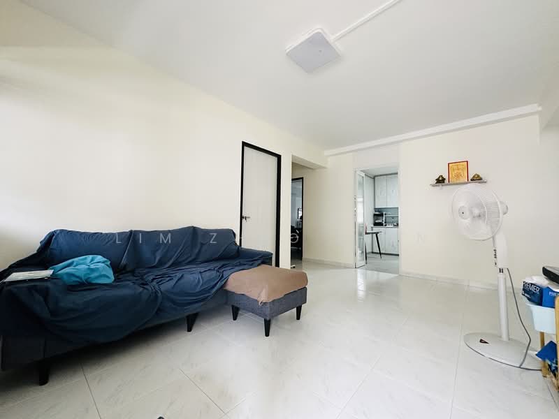 468 Hougang Avenue 8, 468 Hougang Avenue 8, Room Rental, 145 sqft, HDB Flat For Rent, by Lim Zhao Xuan, 500114600 - Living Room - PropertyGuru.com.sg