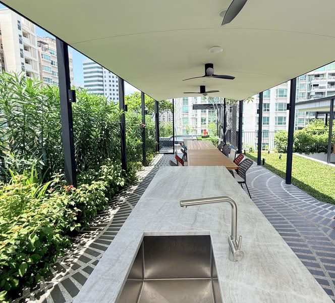 Jervois Mansion, 16 Jervois Close, 4 Bedrooms, 1,540 sqft, Condominium For Rent, by Renee Lim, 500114603 - Entertaining pavilion  - PropertyGuru.com.sg