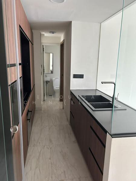 East Coast | Marine Parade Freehold Condo, East Coast / Marine Parade, 3 Bedrooms, 1,109 sqft, Condominium For Sale, by Ellouisa Chen (Elle Chen), 500114612 - Kitchen - PropertyGuru.com.sg