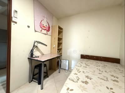 For Rent - Serangoon North Room. Cosy Room At Landed Property For Rent. Near Serangoon North Ave 1