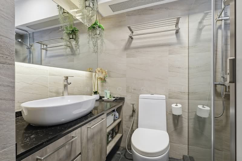 11 Farrer Park Road, 11 Farrer Park Road, 3 Bedrooms, 969 sqft, HDB Flat For Sale, by Chan Yong Jie (Bob), 500114620 - Bathroom - PropertyGuru.com.sg