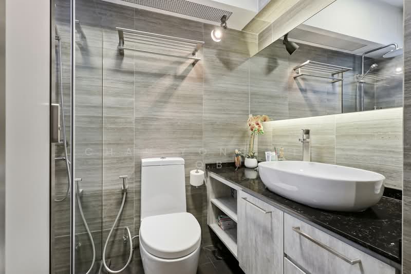 11 Farrer Park Road, 11 Farrer Park Road, 3 Bedrooms, 969 sqft, HDB Flat For Sale, by Chan Yong Jie (Bob), 500114620 - Master Bathroom Toilet - PropertyGuru.com.sg