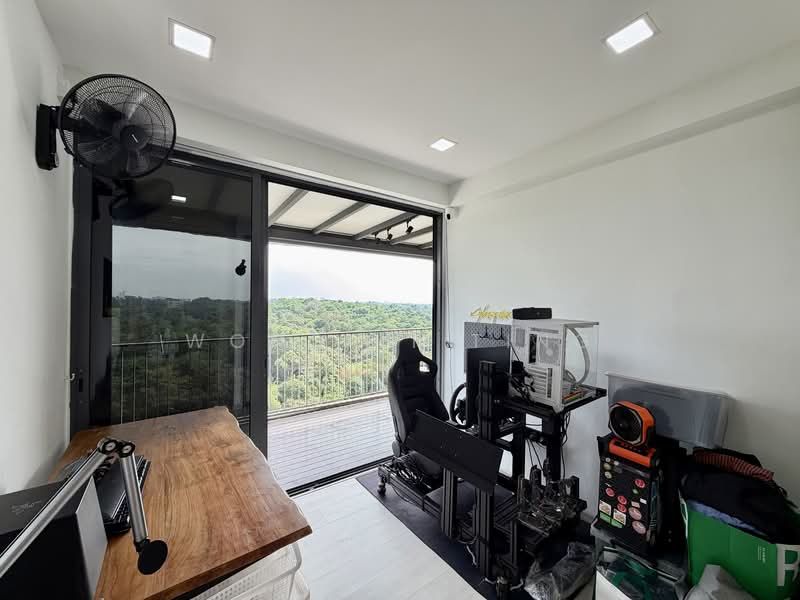 Blossom Residences, 30 Segar Road, 3 Bedrooms, 1,690 sqft, Executive Condominium For Sale, by Wong Li Ting, 500114631 - Common Bedroom - PropertyGuru.com.sg