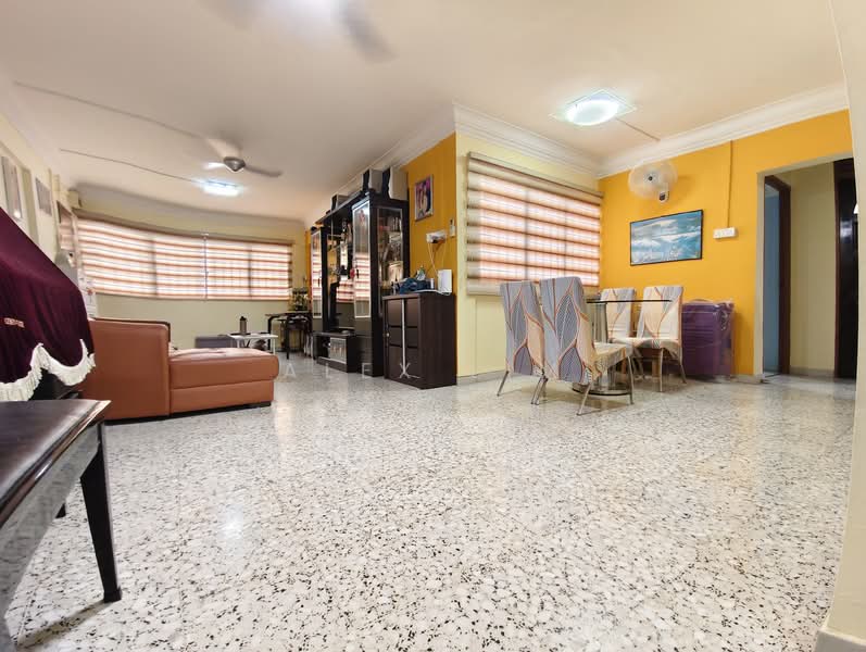 160 Bukit Batok Street 11, 160 Bukit Batok Street 11, 3 Bedrooms, 1,130 sqft, HDB Flat For Sale, by Alex Lim, 500114653 - Living Room - PropertyGuru.com.sg