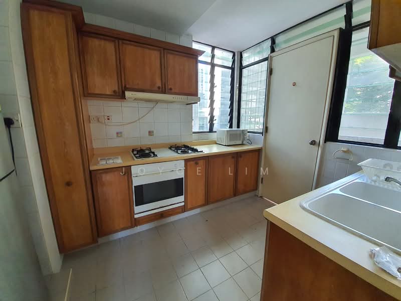 St Thomas Court, 40 Saint Thomas Walk, 2 Bedrooms, 753 sqft, Condominium For Rent, by Joyce Lim, 500114654 - Kitchen - PropertyGuru.com.sg