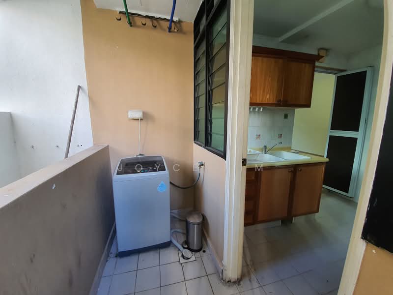 St Thomas Court, 40 Saint Thomas Walk, 2 Bedrooms, 753 sqft, Condominium For Rent, by Joyce Lim, 500114654 - Balcony - PropertyGuru.com.sg