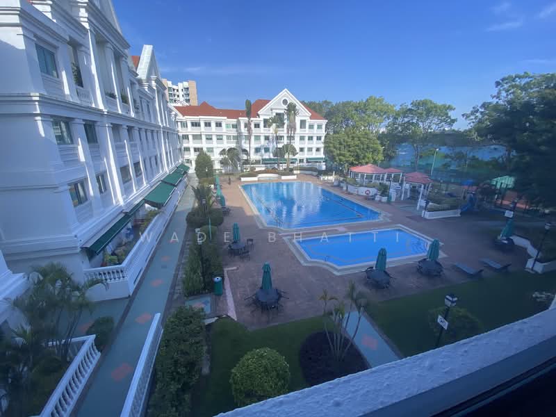 Stratford Court, 41A Bedok Ria Crescent, 3 Bedrooms, 1,152 sqft, Condominium For Sale, by Wade Bhatti, 500114682 - Pool View - PropertyGuru.com.sg