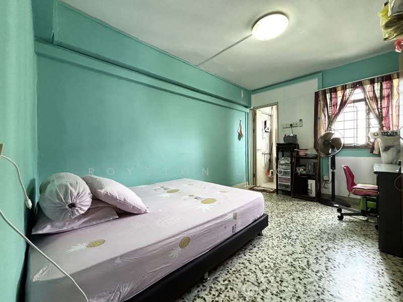 133 Bedok North Avenue 3, 133 Bedok North Avenue 3, 3 Bedrooms, 990 sqft, HDB Flat For Sale, by Royston Choy, 500114685 - Bedroom - PropertyGuru.com.sg