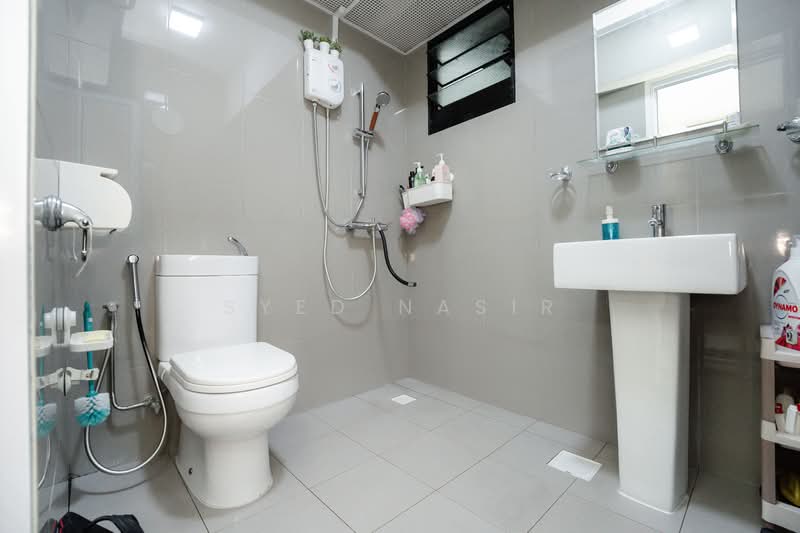604A Tampines Avenue 9, 604A Tampines Avenue 9, 2 Bedrooms, 731 sqft, HDB Flat For Sale, by Syed Nasir, 500114690 - Bathroom - PropertyGuru.com.sg