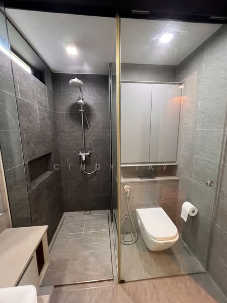 Kandis Residence, 8 Kandis Link, 2 Bedrooms, 764 sqft, Condominium For Sale, by Cindy Tay, 500114715 - Bathroom - PropertyGuru.com.sg