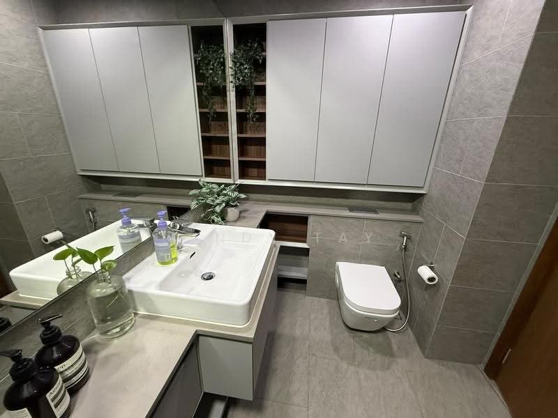 Kandis Residence, 8 Kandis Link, Sembawang / Yishun, 2 Bedrooms, 764 sqft, Condominium For Sale, by Cindy Tay, 500114715 - Bathroom - PropertyGuru.com.sg