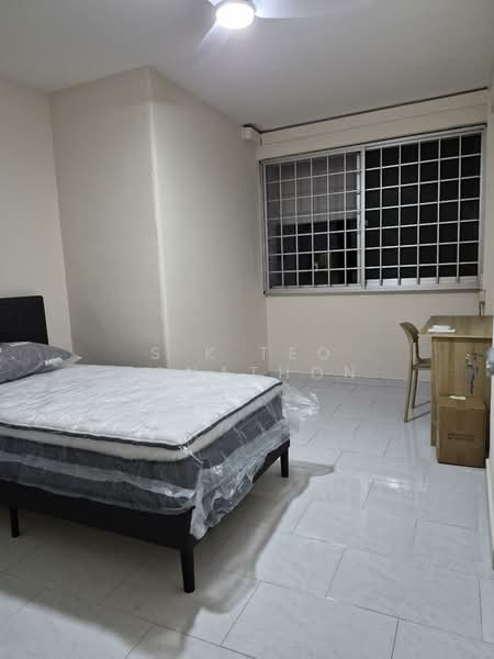 859 Tampines Avenue 5, 859 Tampines Avenue 5, Room Rental, 120 sqft, HDB Flat For Rent, by S K Teo Jonathon, 500114733 - Bedroom - PropertyGuru.com.sg