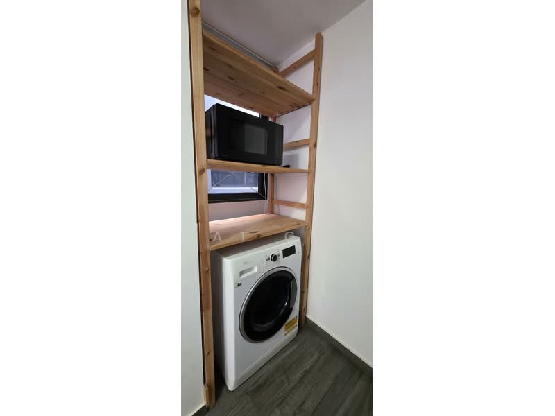 Botanique at Bartley, 227 Upper Paya Lebar Road, 2 Bedrooms, 850 sqft, Condominium For Rent, by Pat Goh, 500114739 - Kitchen - PropertyGuru.com.sg